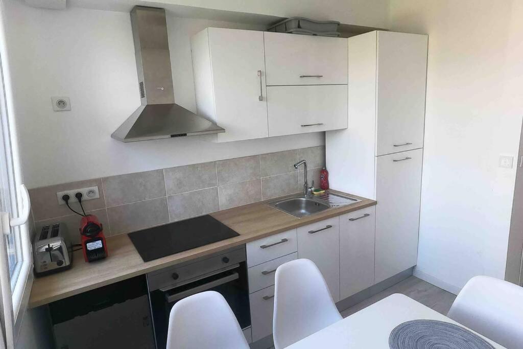 Appartement Très beau T4 à Fréjus plage Extérieur photo